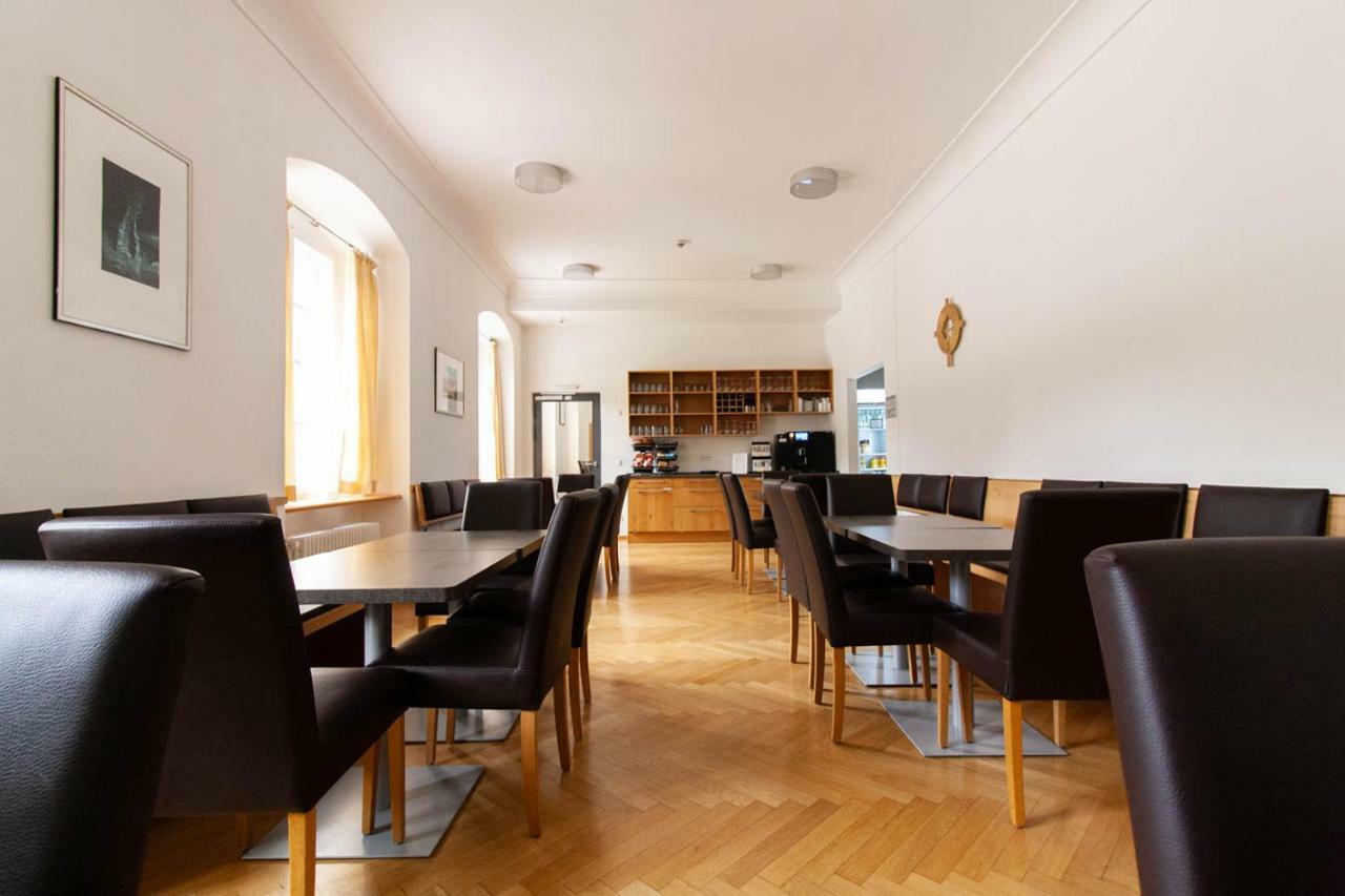 Gaestehaus St. Georg - Weltenburger Klosterbetriebe Gmbh Кельхайм Экстерьер фото