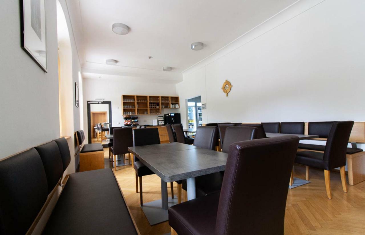 Gaestehaus St. Georg - Weltenburger Klosterbetriebe Gmbh Кельхайм Экстерьер фото