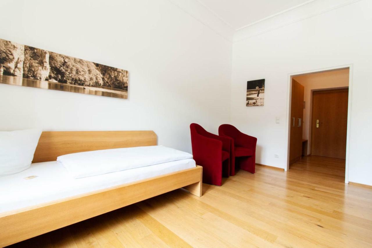 Gaestehaus St. Georg - Weltenburger Klosterbetriebe Gmbh Кельхайм Экстерьер фото